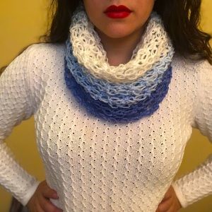 Tricolor Modern Scarf Hand-Knitted Crochet